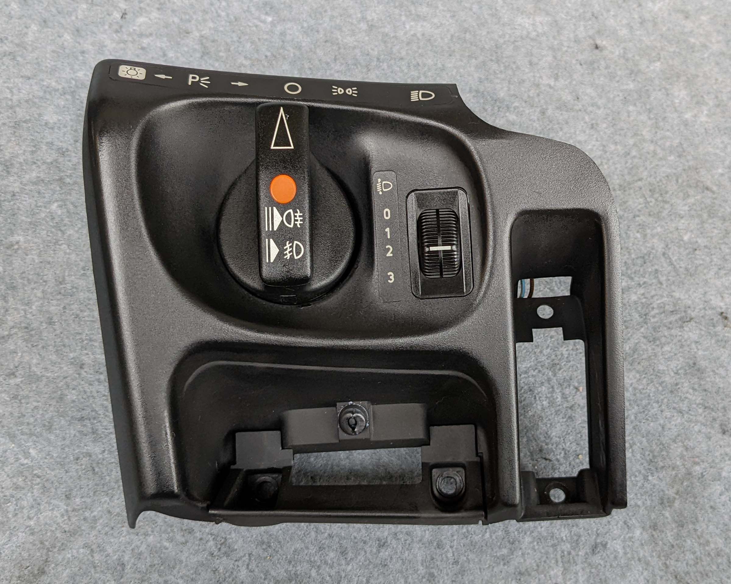 250206（金額為9999的物品請聯繫FB郵寄或自取）