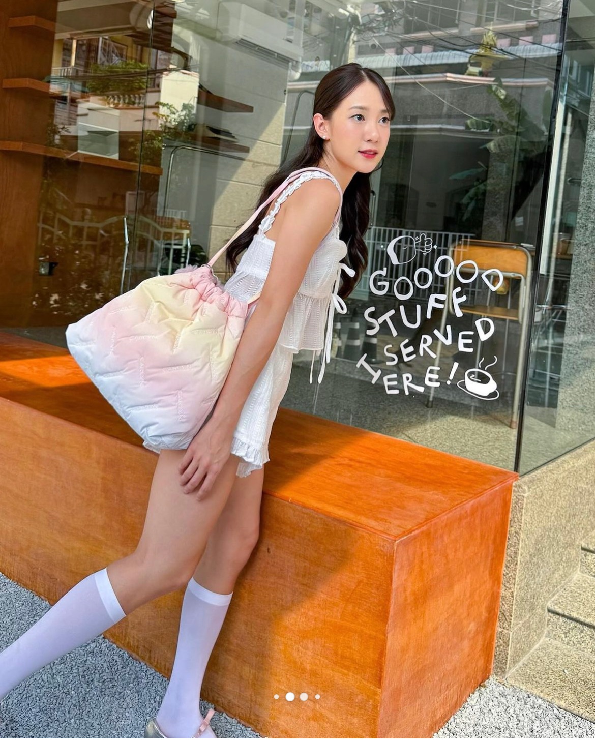 🇰🇷韓國小眾品牌🤍Carlyn Twisted 棉花糖淡粉色 落肩托特包