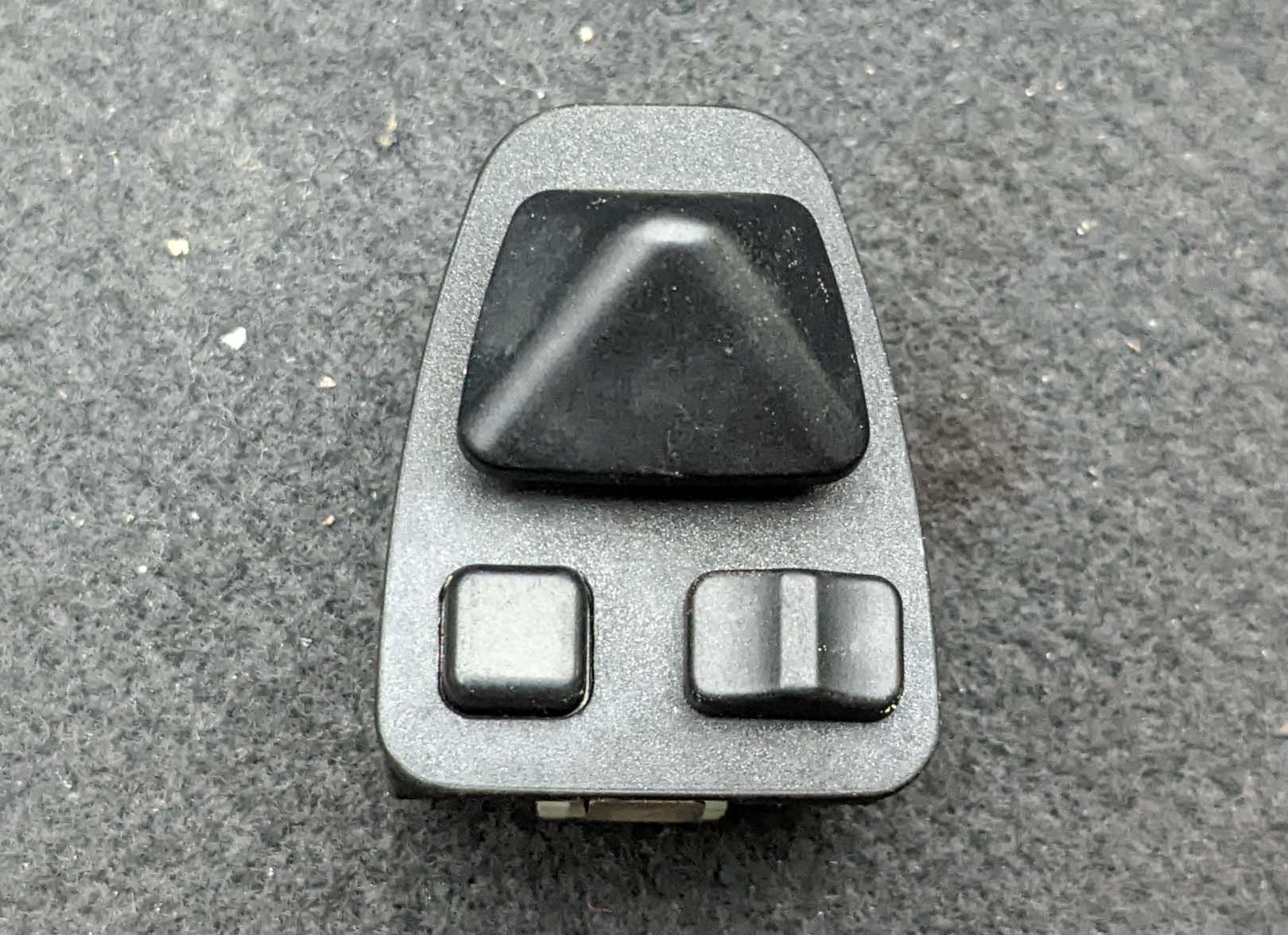 240414（金額為9999的物品請聯繫FB郵寄或自取）