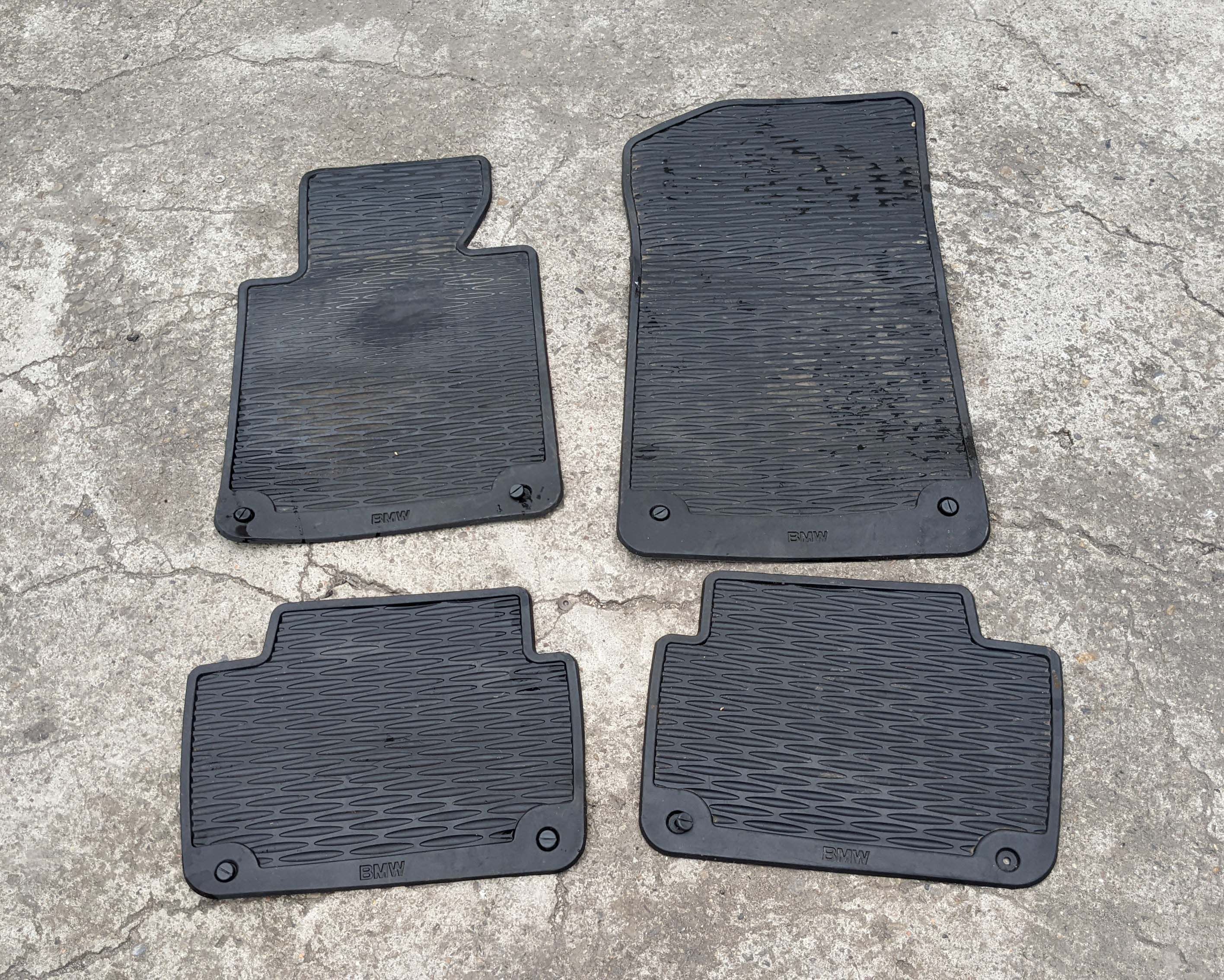 241013（金額為9999的物品請聯繫FB郵寄或自取）