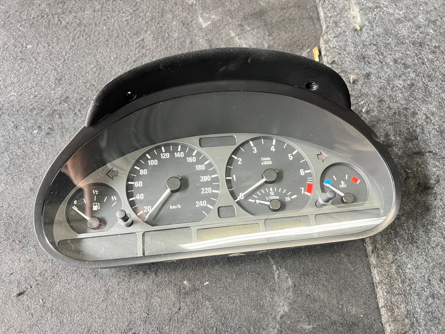 250425（金額為9999的物品請聯繫FB郵寄或自取）
