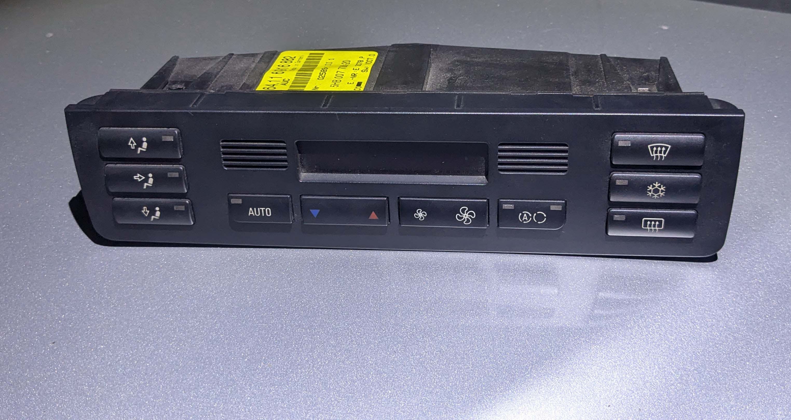 251202（金額為9999的物品請聯繫FB郵寄或自取）