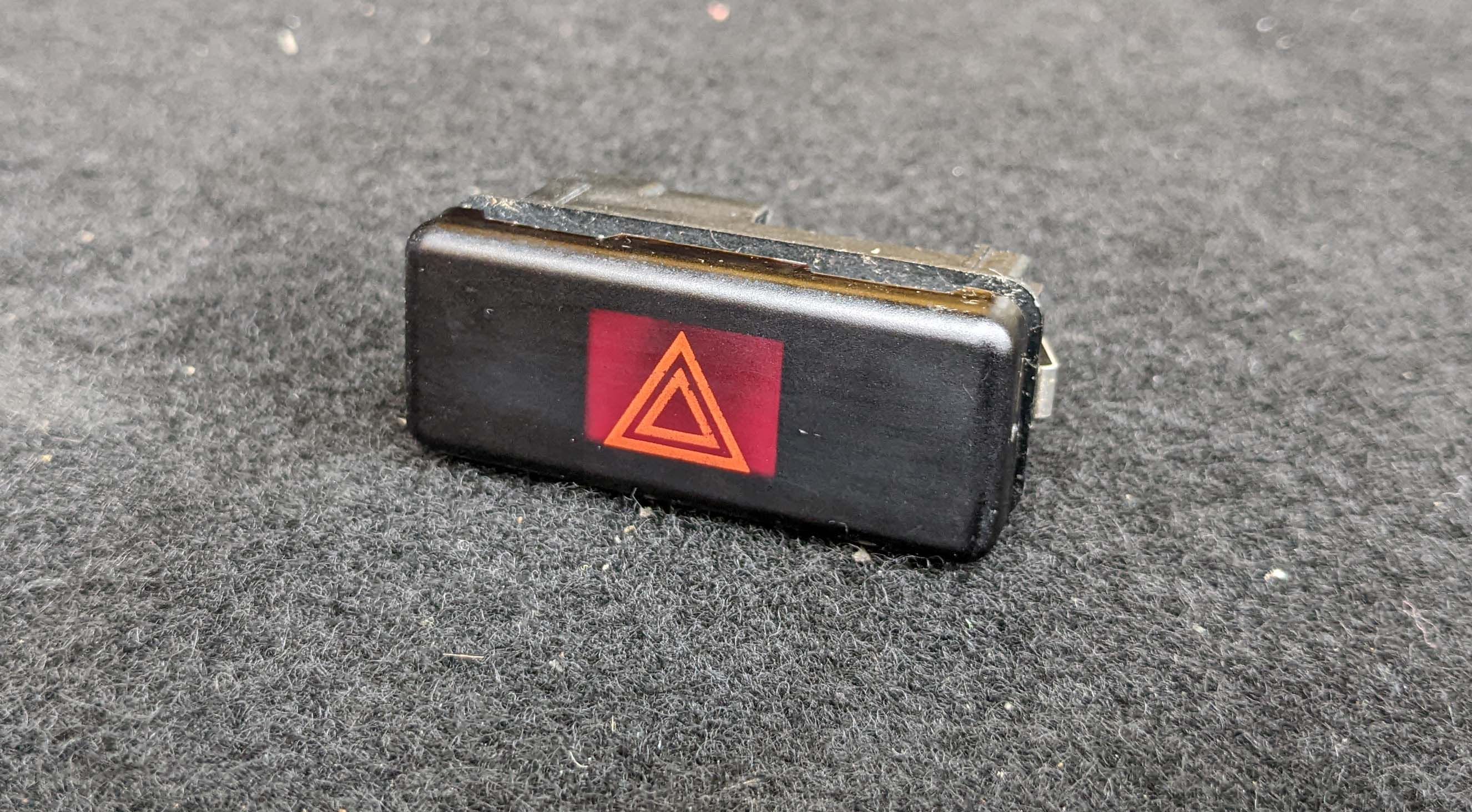 240206（金額為9999的物品請聯繫FB郵寄或自取）