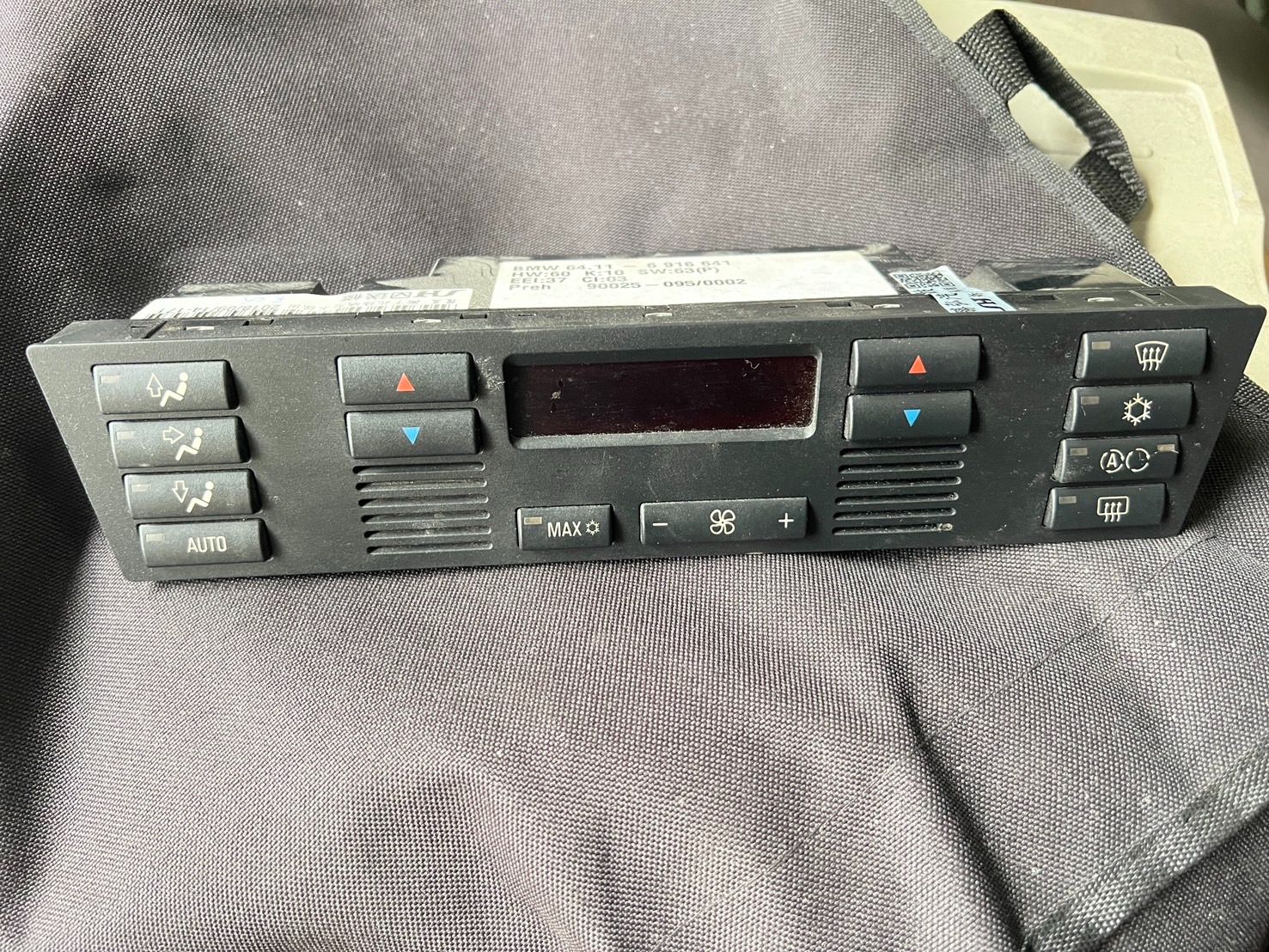 250508（金額為9999的物品請聯繫FB郵寄或自取）