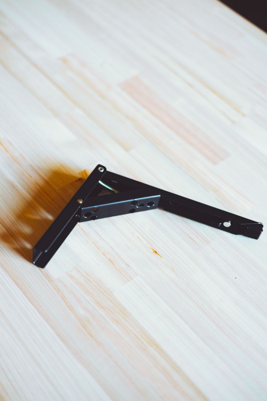 簡約質感五金系列-折疊三角架