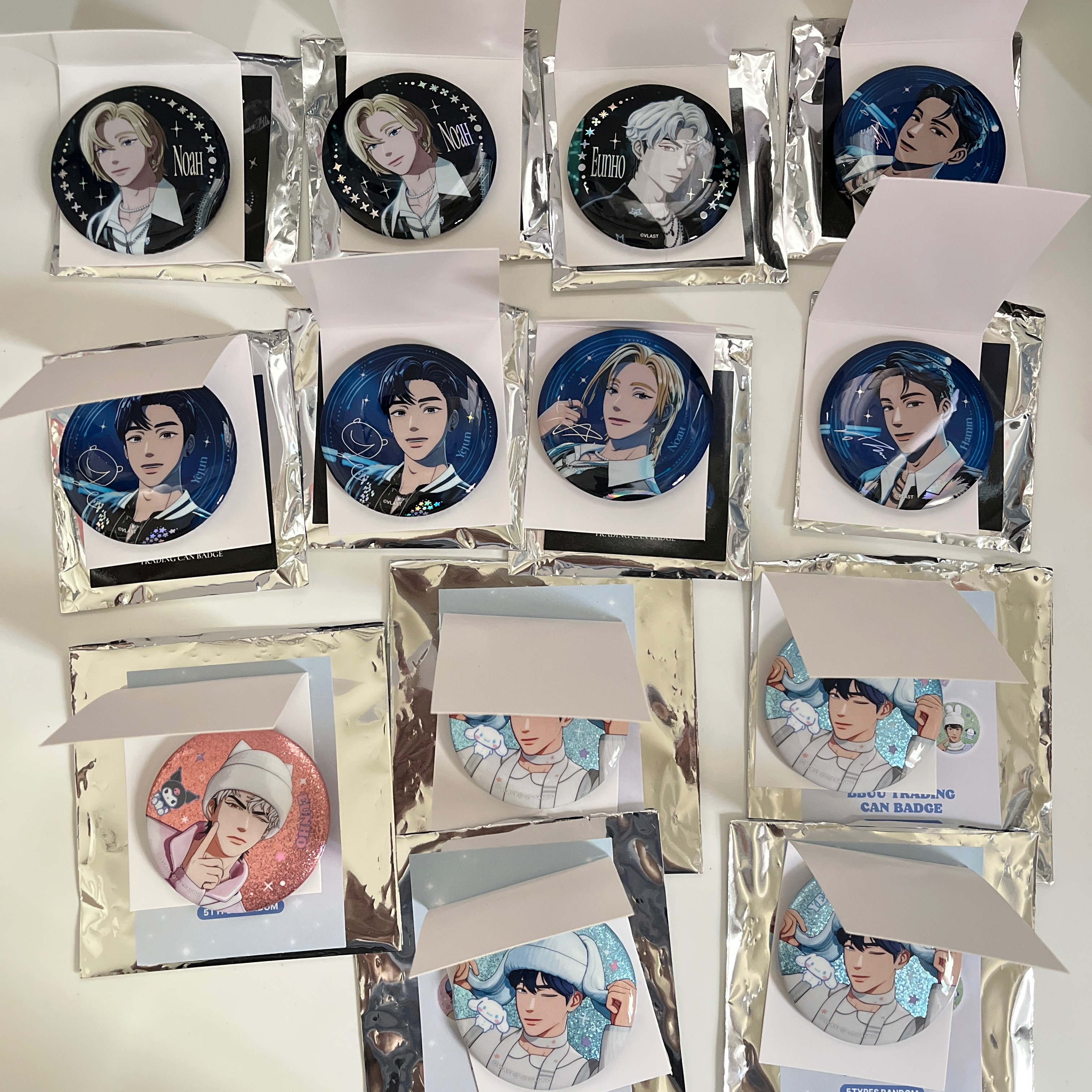 徽章（皆購自Vlastshop）