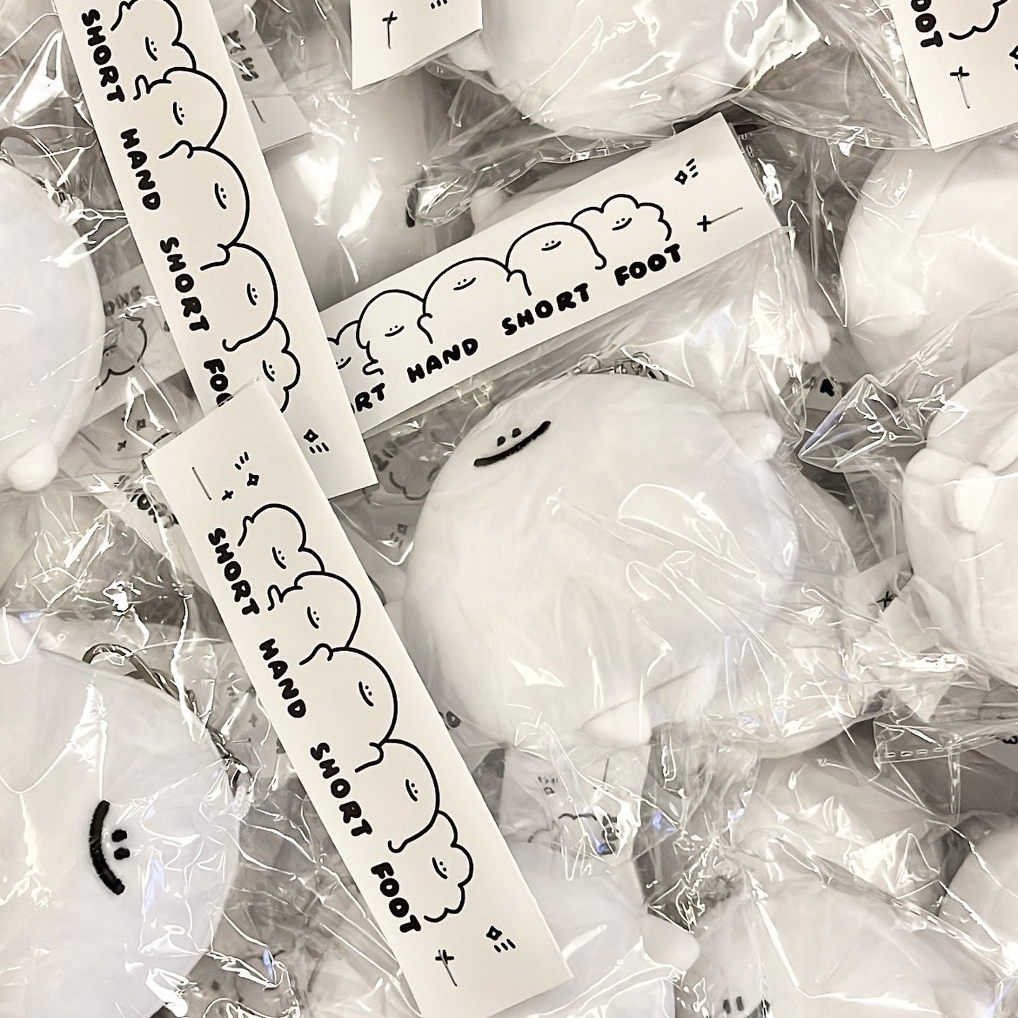 ✨《SHSF STUDIO》✨ SHSF短手短腳 ins風 絨毛掛件 短手短腳 娃娃吊飾 日系/韓系掛飾