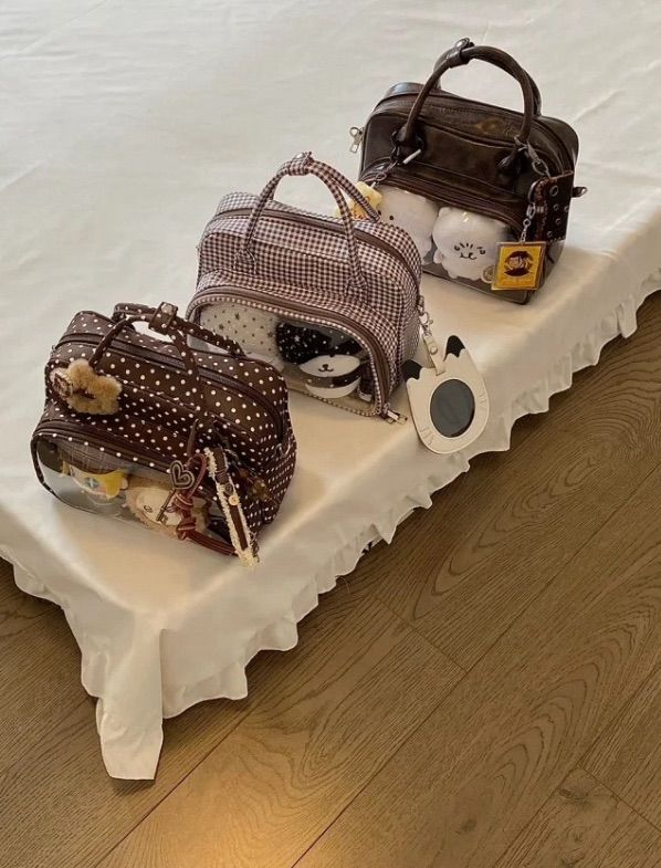 英倫風一包多背痛包🍫【可可序曲】- 手提/肩背/斜背後背包包 波點格紋娃包