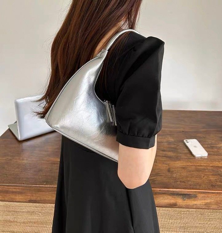 品味出眾-月牙腋下包 3color