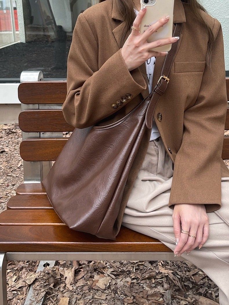 🌟現貨🌟送拉鍊小包!!秋季氛圍-時尚軟皮單肩包 子母包 2color