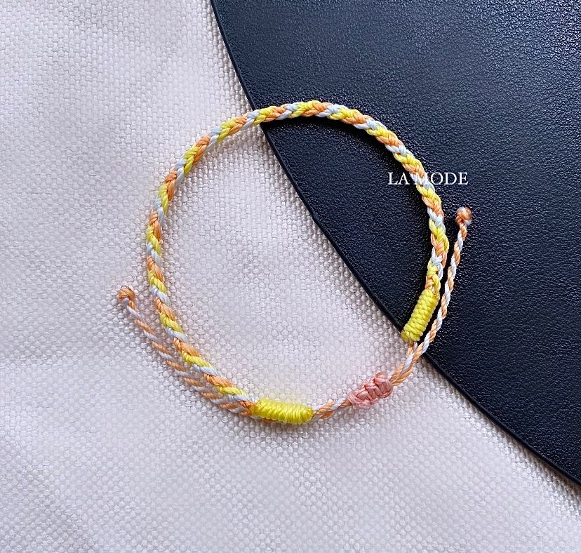 【𝐋𝐀 𝐌𝐎𝐃𝐄】️ 落日雛菊🌼 蠟繩手鍊