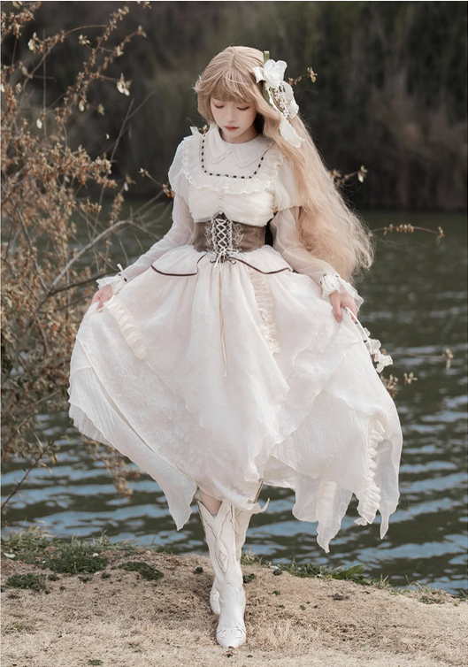 【預購】lolita破曉月光 牡丹菊刺繡蕾絲花邊不規則裙襬娃娃領泡泡袖長袖洋裝/連身裙/連衣裙＆別針/胸針 古典蘿莉塔