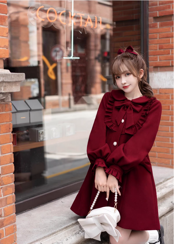 【預購】lolita童話迷蹤 蝴蝶結蕾絲花邊荷葉邊珍珠愛心鈕扣娃娃領燈籠袖毛呢大衣/長袖外套/長外套 經典蘿莉塔
