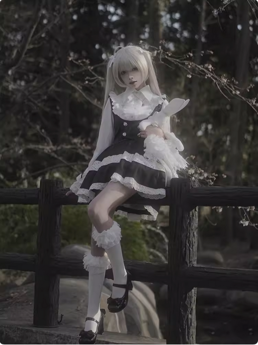 【預購】lolita血族洋娃娃 垂墜十字架領口門襟抽繩收腰荷葉邊長袖襯衫＆簍空蕾絲花邊半身裙＆皮質拖胸馬甲 哥德蘿莉塔