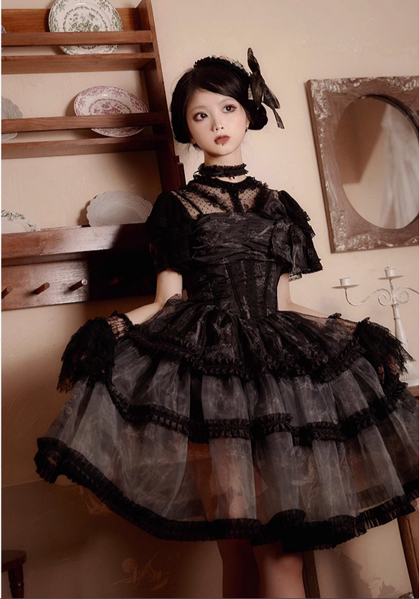 【預購】lolita塞納河歌劇院 蝴蝶結圖樣波點網紗蕾絲花邊荷葉邊內搭衫/蕾絲襯衫/短袖襯衫 甜美系蘿莉塔