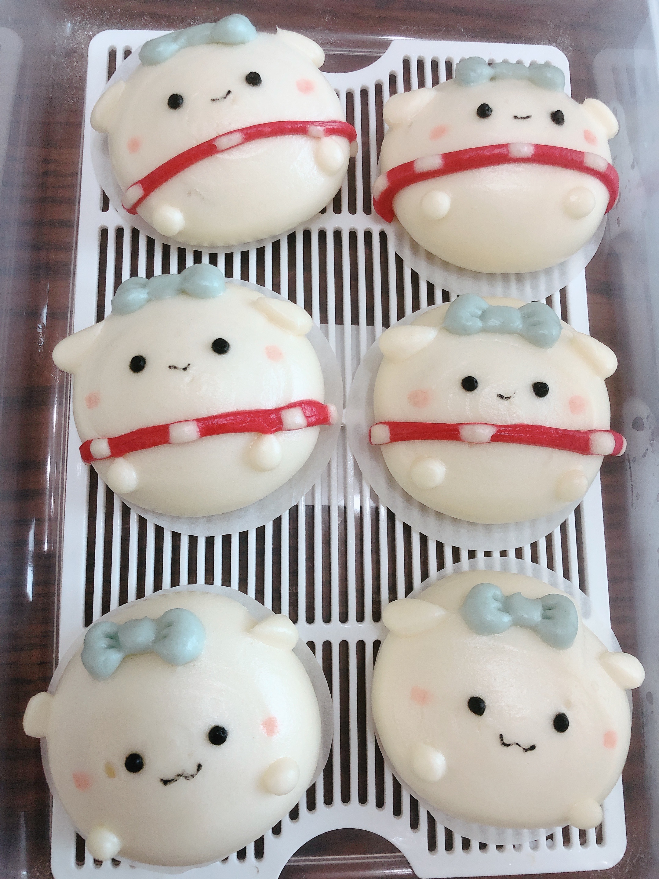 鮮奶饅頭-大耳狗