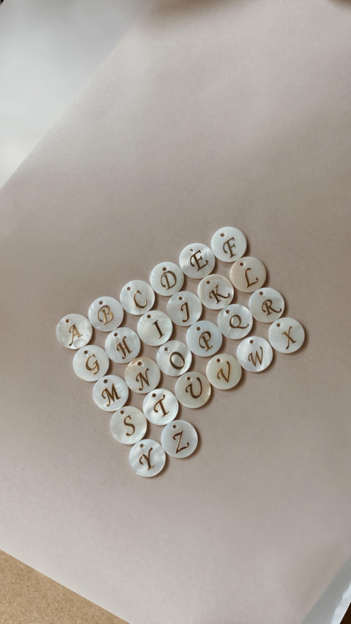 字母貝殼光·小吊飾