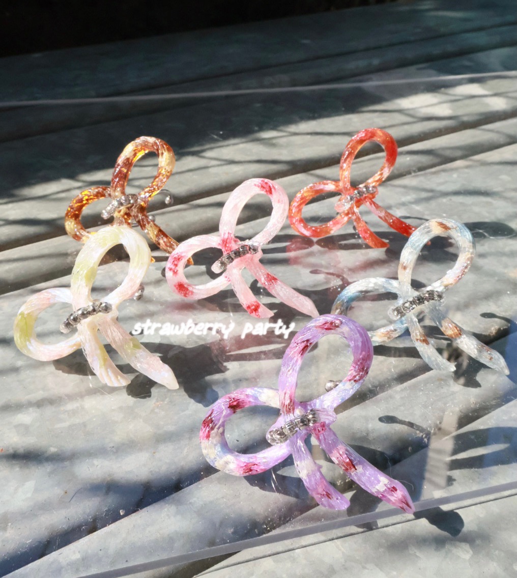 大版蝴蝶結戒指