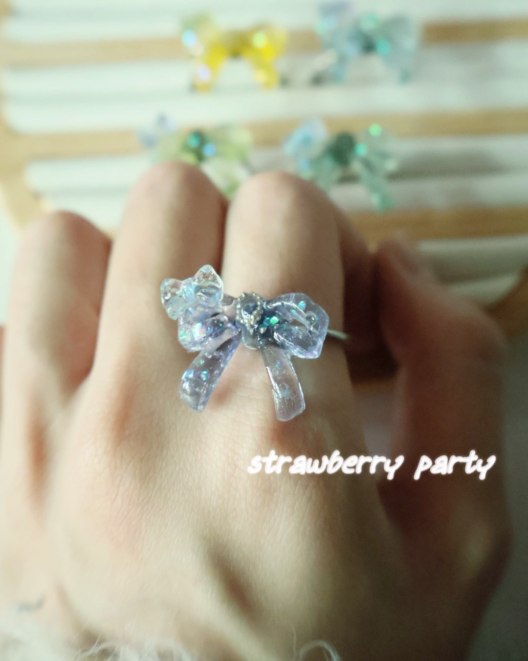 閃亮亮蝴蝶結戒