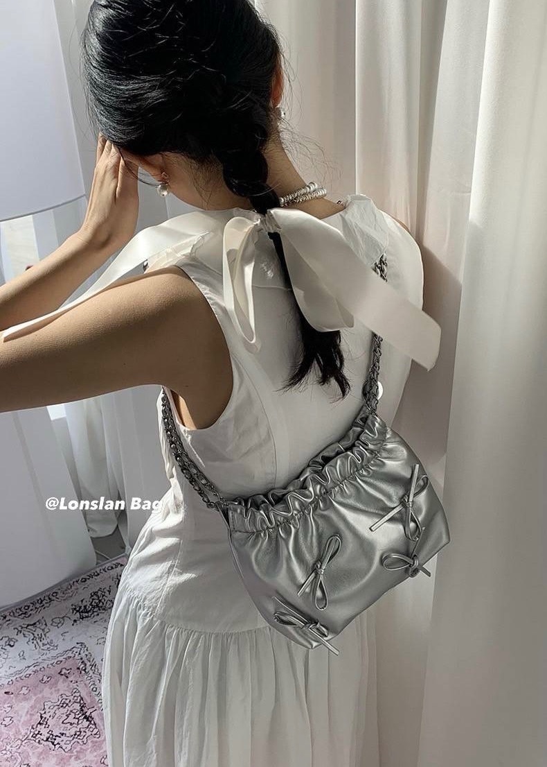 法式蝴蝶結🎀鏈條水桶包::Qstore::