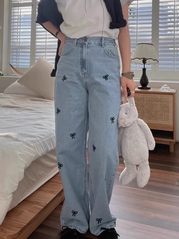刺繡蝴蝶結寬鬆牛仔直筒褲::Qstore::