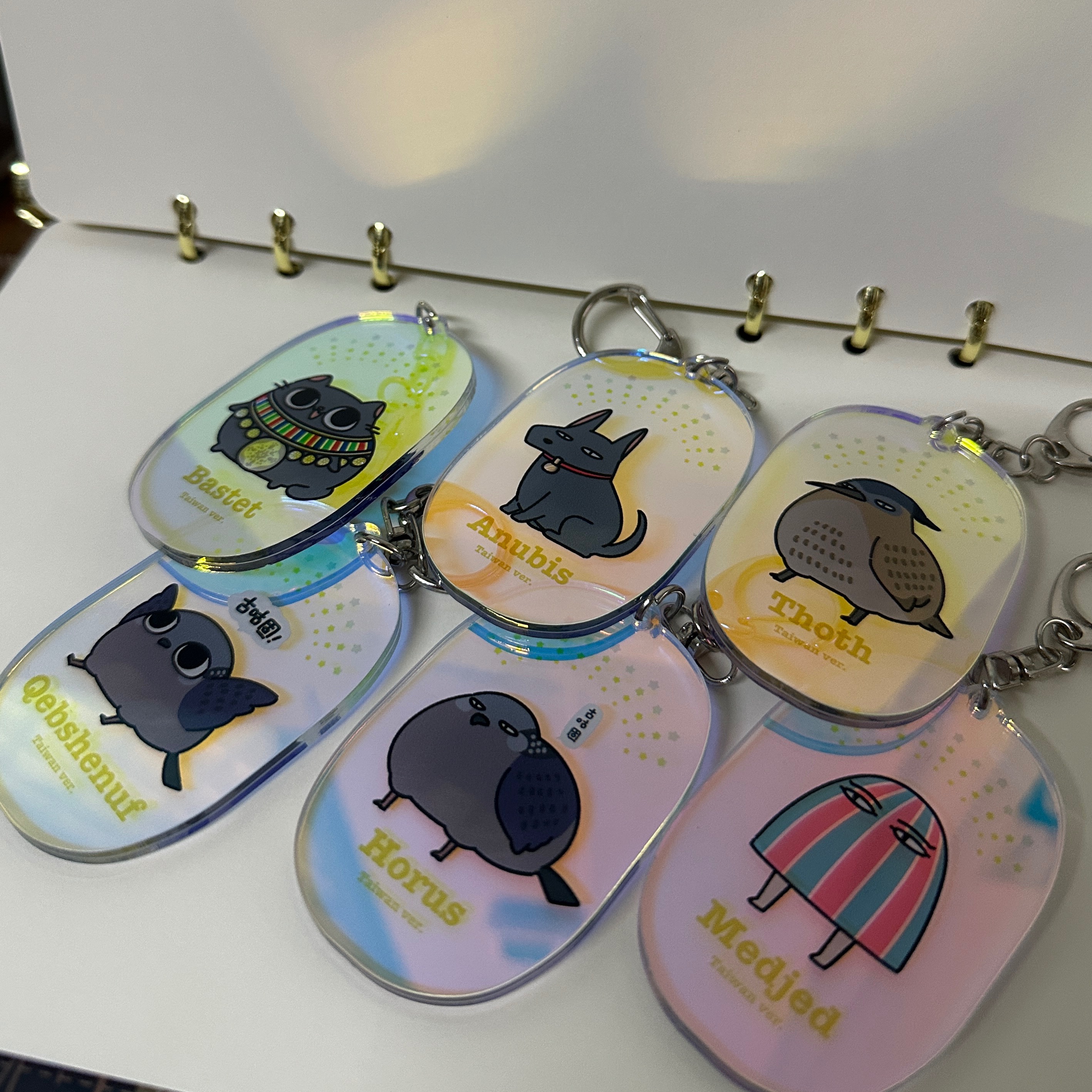 埃及大旅社 臺灣感性炫彩壓克力吊飾