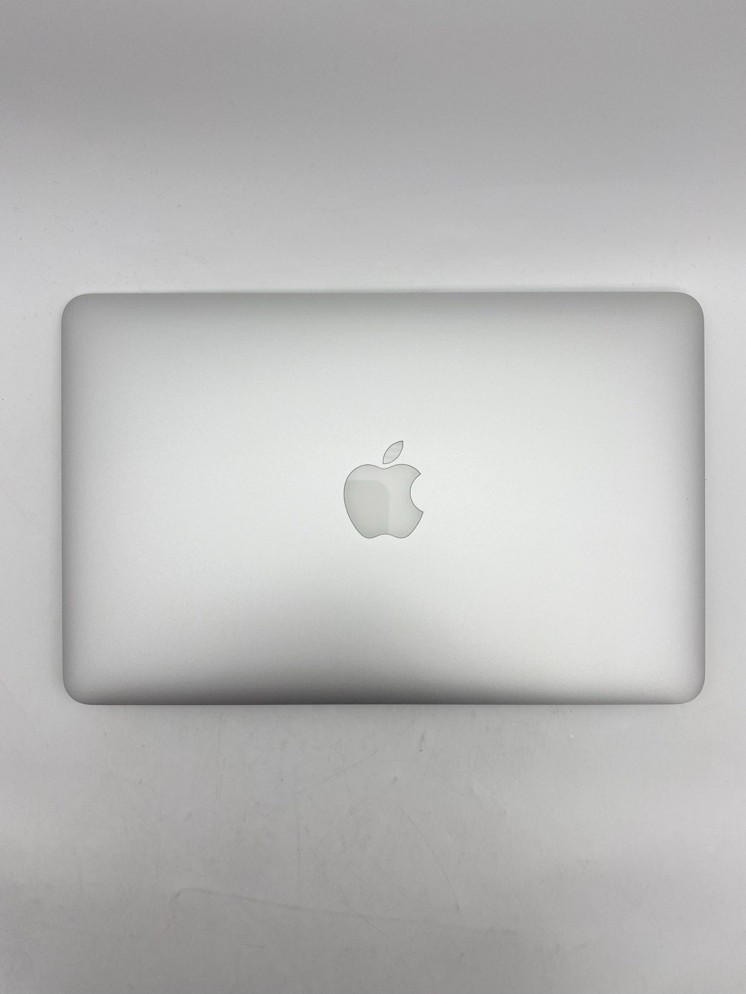 MacBook Air 11＂ Early 2014 [Core i5-1.4 GHz]