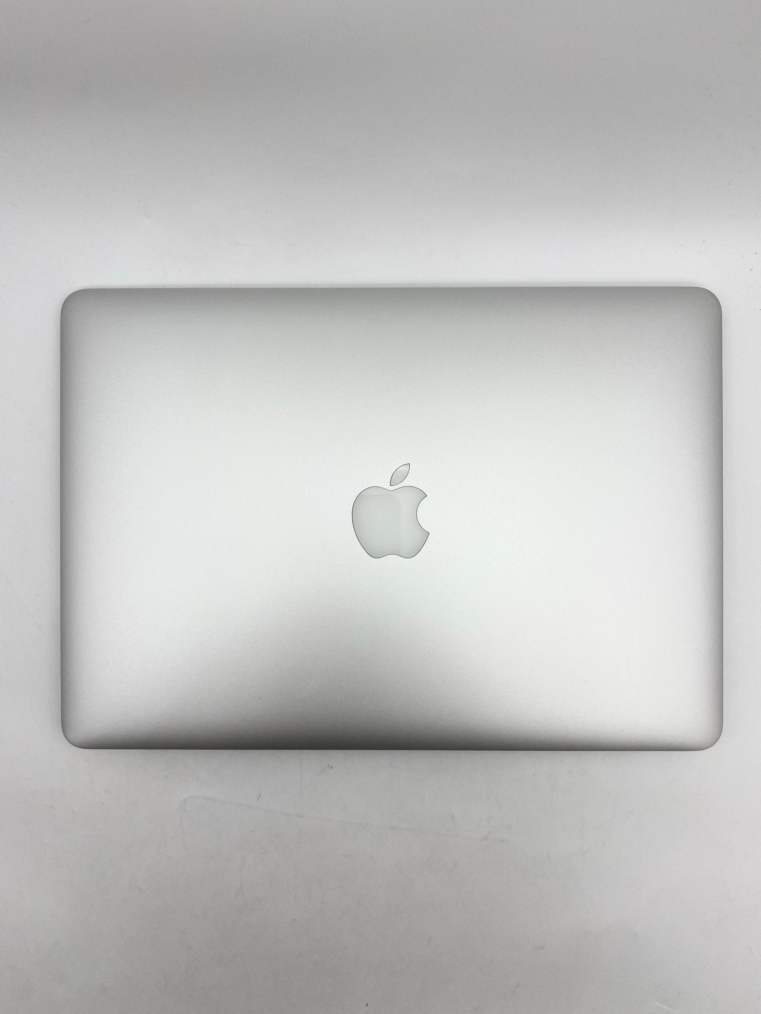 MacBook Air 13＂ Early 2015 [Core i5-1.6 GHz]