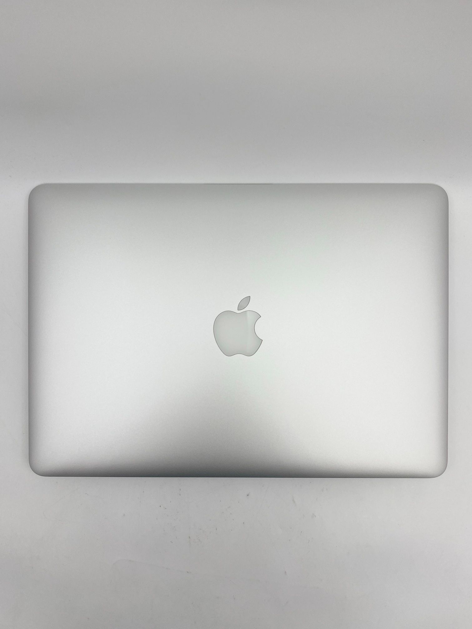MacBook Air 13＂ Early 2015 [Core i5-1.6 GHz]