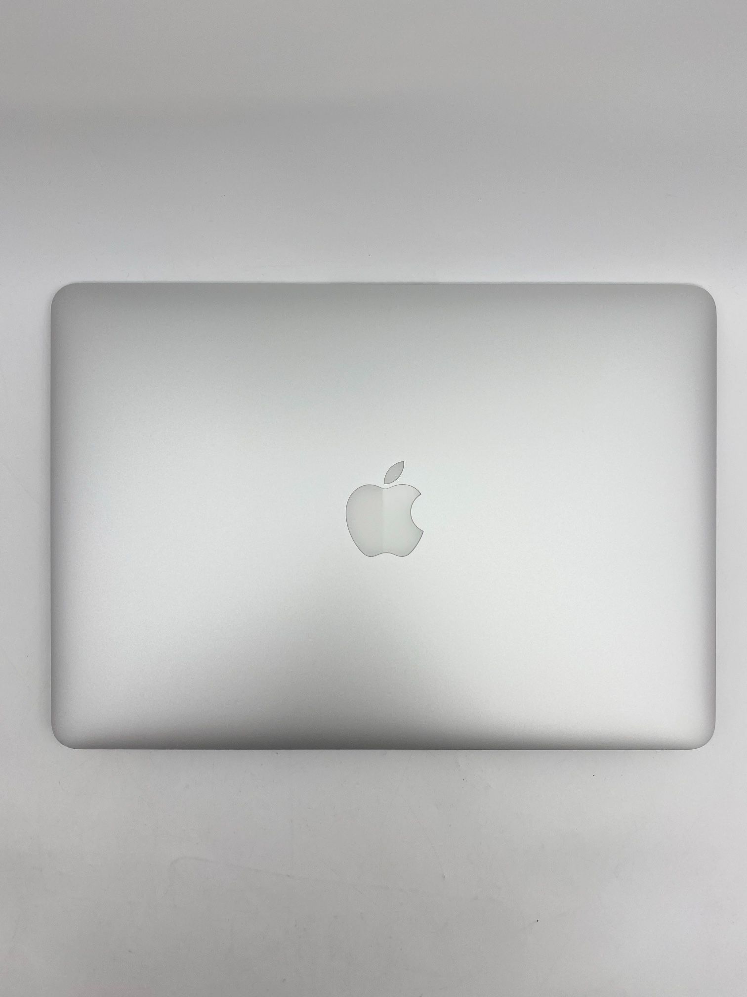 MacBook Air 13＂ Early 2015 [Core i5-1.6 GHz]