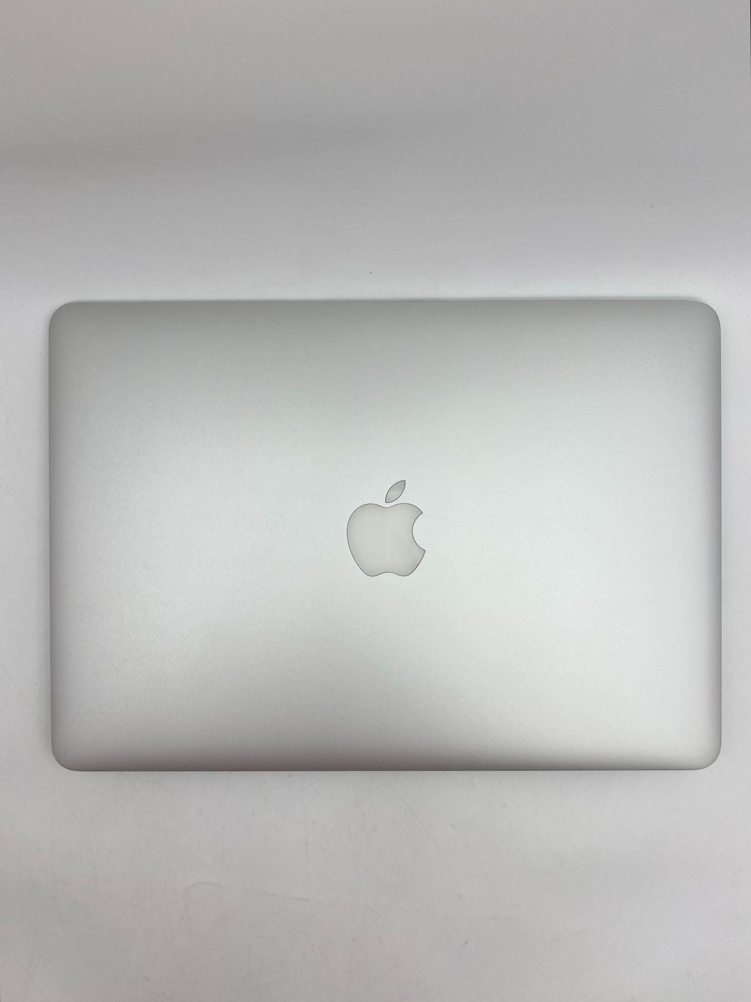 MacBook Air 13＂ Early 2015 [Core i5-1.6 GHz]