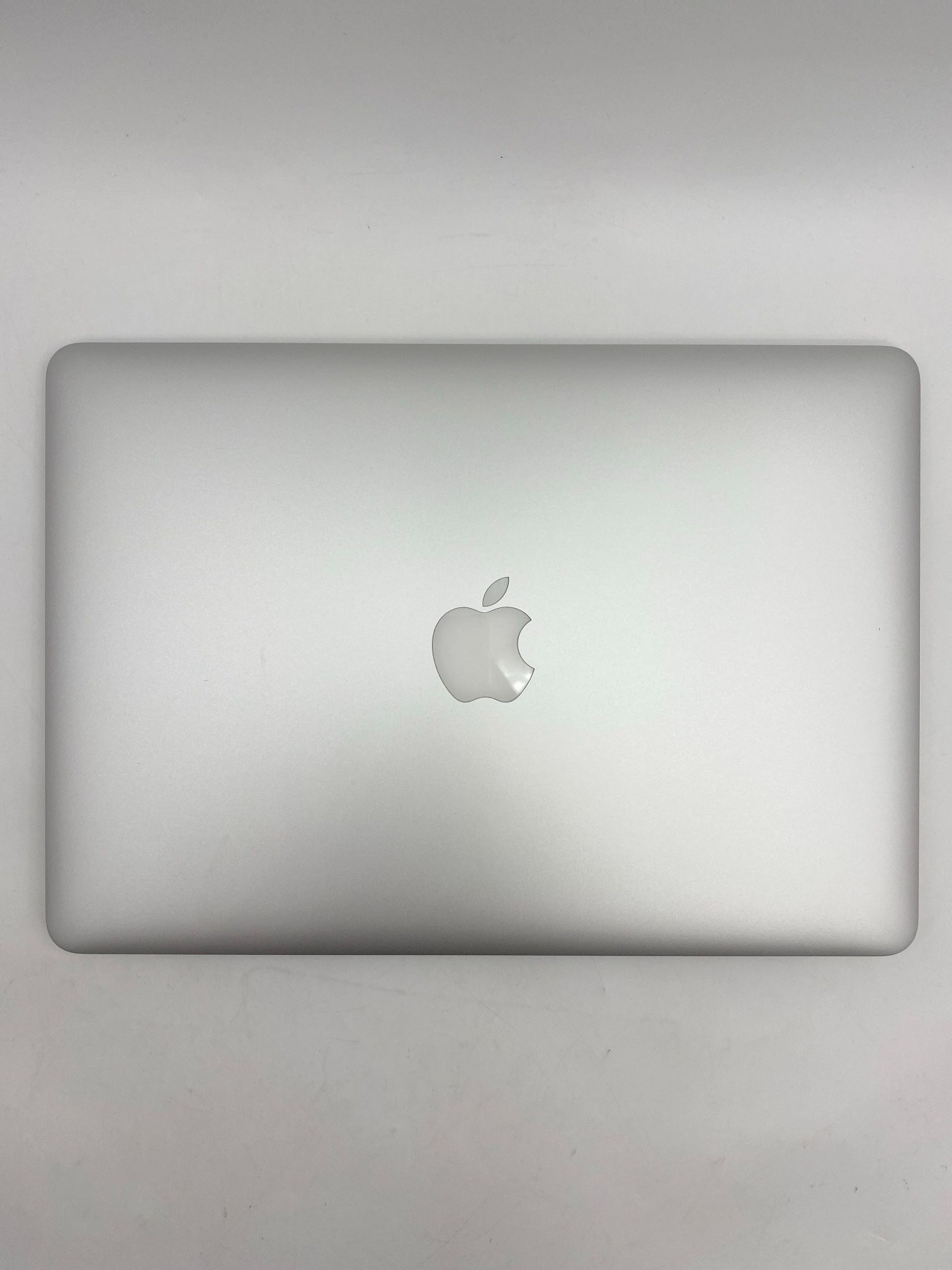 MacBook Air 13＂ Early 2015 [Core i5-1.6 GHz]