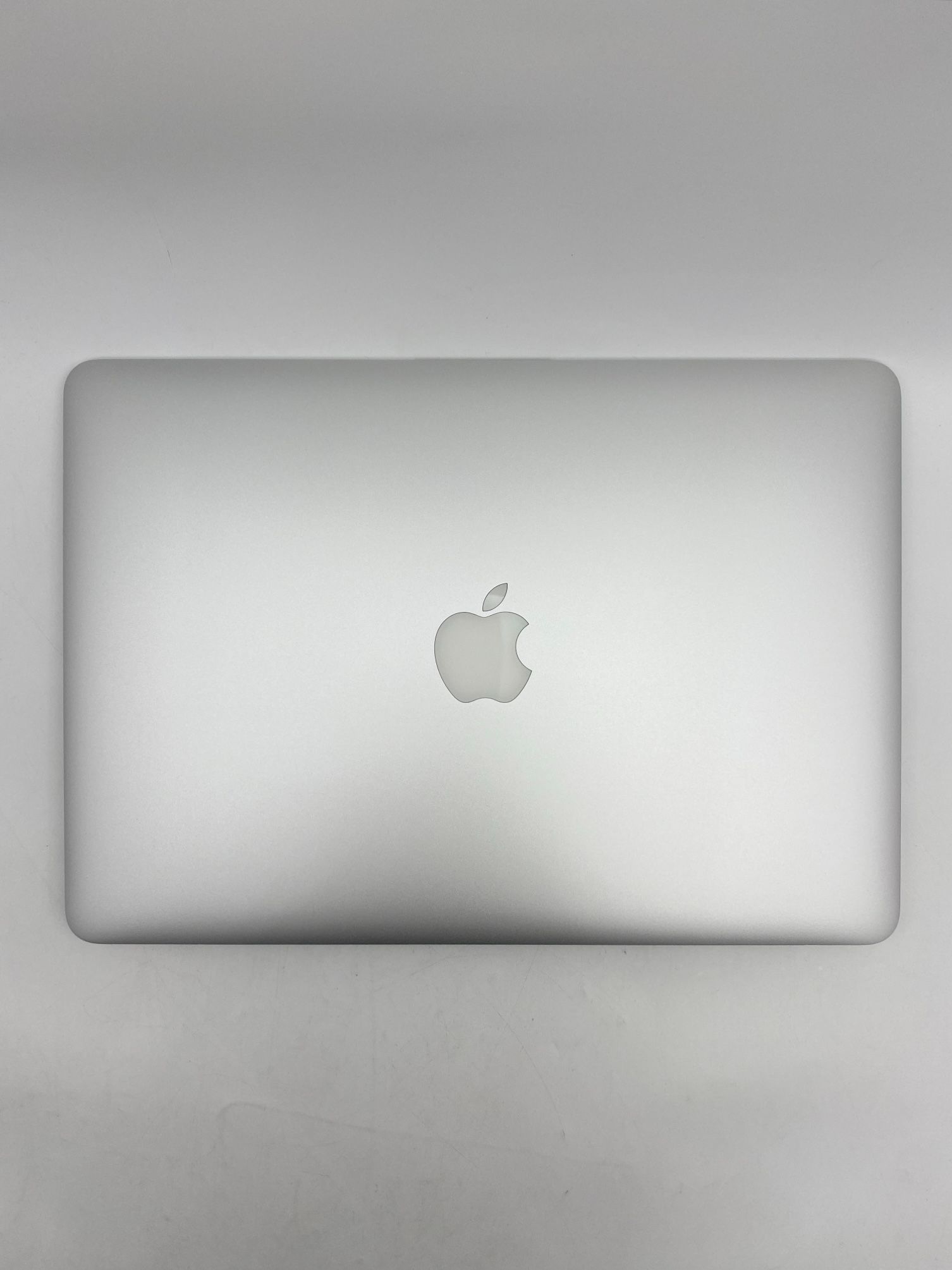 MacBook Air 13＂ Early 2015 [Core i5-1.6 GHz]