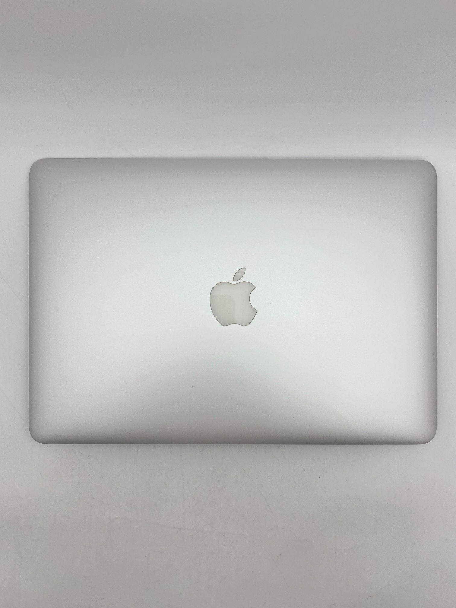 MacBook Air 13＂ Early 2015 [Core i5-1.6 GHz]