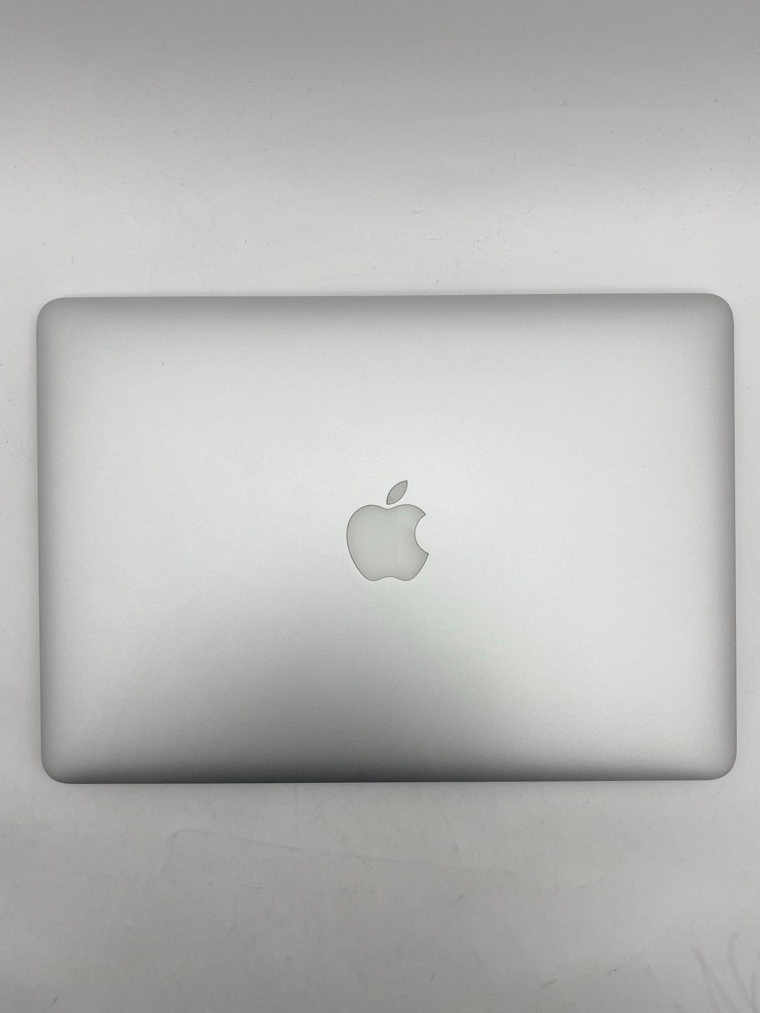 MacBook Air 13＂ Early 2015 [Core i5-1.6 GHz]