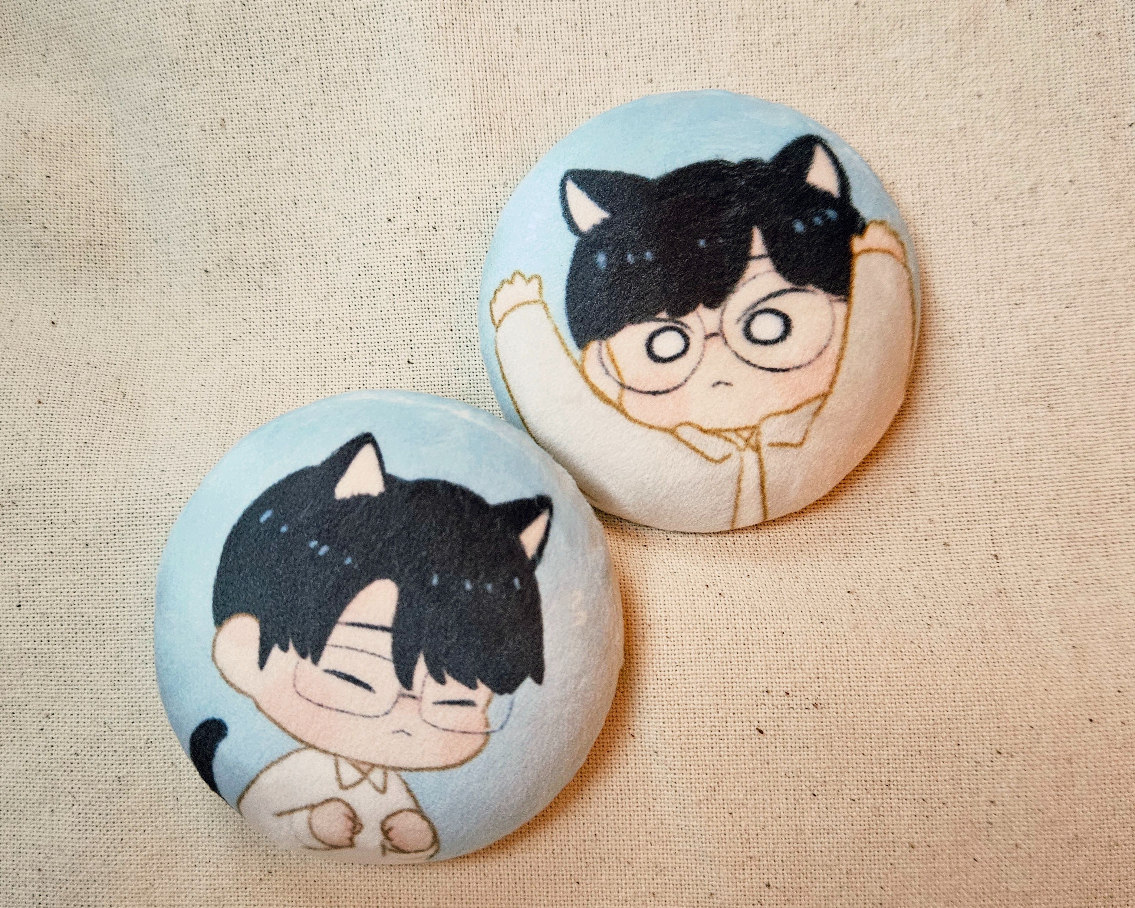 【去唱卡拉OK吧！】聰實貓貓毛絨徽章