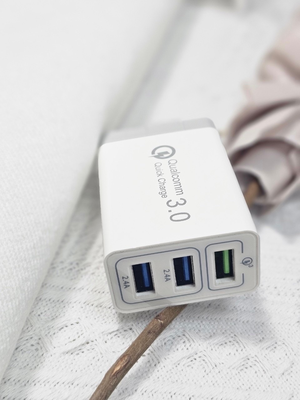 雙變壓三孔USB充電頭