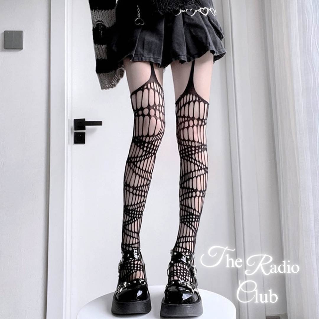 台灣現貨 龐克哥德歐美暗黑網襪吊帶襪 🕸️蜘蛛網 歐美 哥德 龐克 朋克 暗黑 網襪 吊帶襪 辣妹 黑絲襪