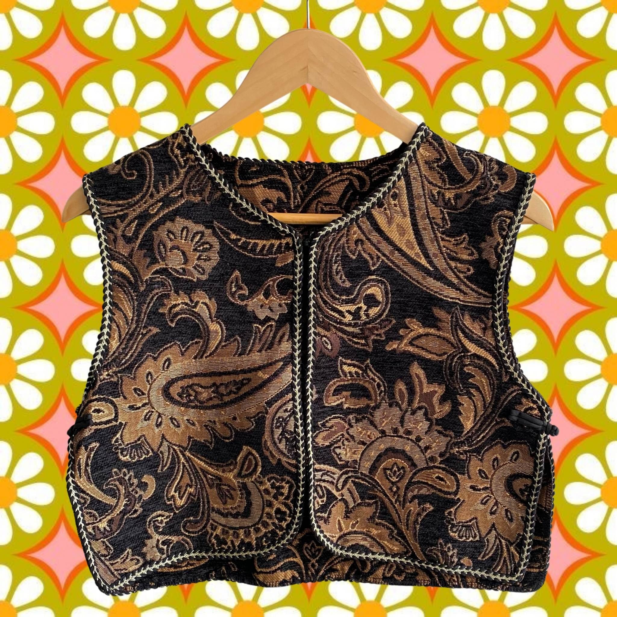 𝑻𝒉𝒆 𝑹𝒂𝒅𝒊𝒐 𝑪𝒍𝒖𝒃 Somebody to Love 🪩 70s 嬉皮復古刺繡背心