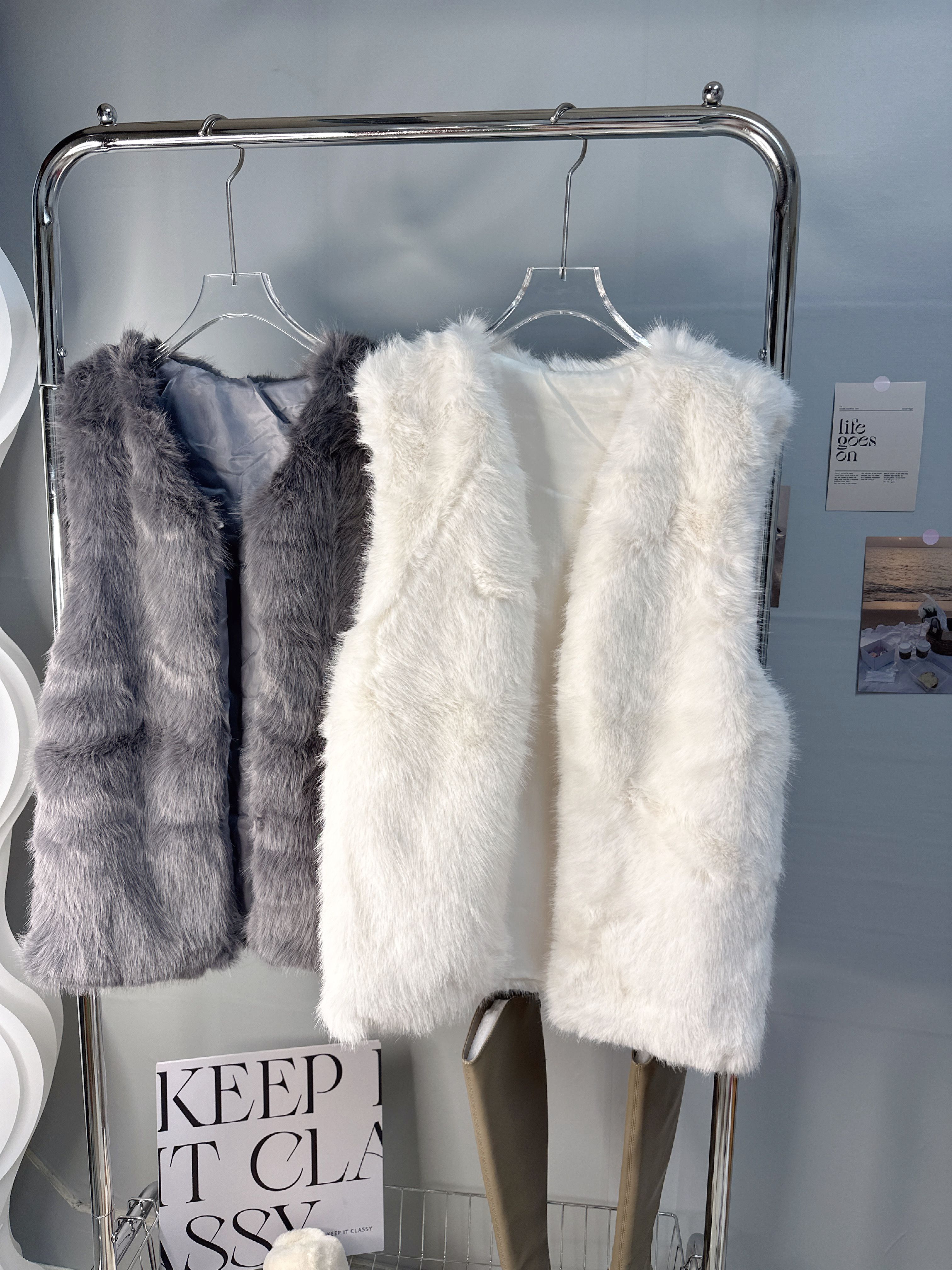 06貴氣毛毛背心（RE8057）