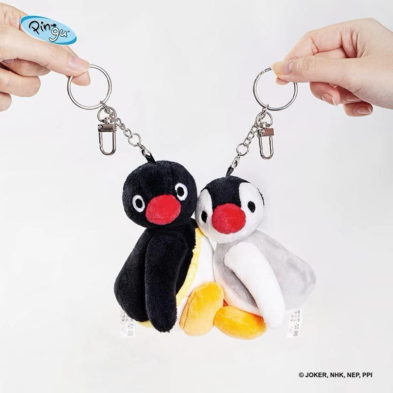正版 pingu 愛的抱抱磁鐵吊飾