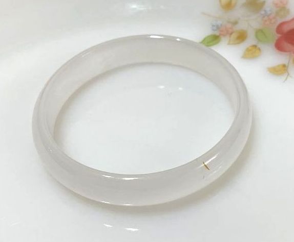 冰潤起螢月光白玉髓（內徑56mm）CG1C