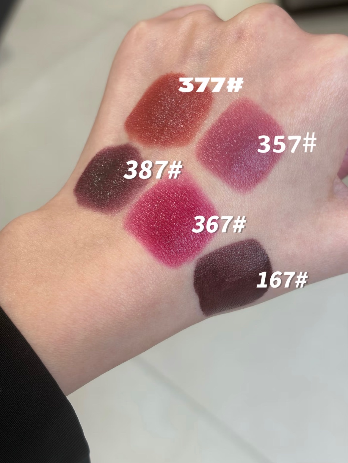 酒紅限量超炫耀絲絨唇膏 奢華霧光 經典黑管3.5g 限量#357/367/377/387