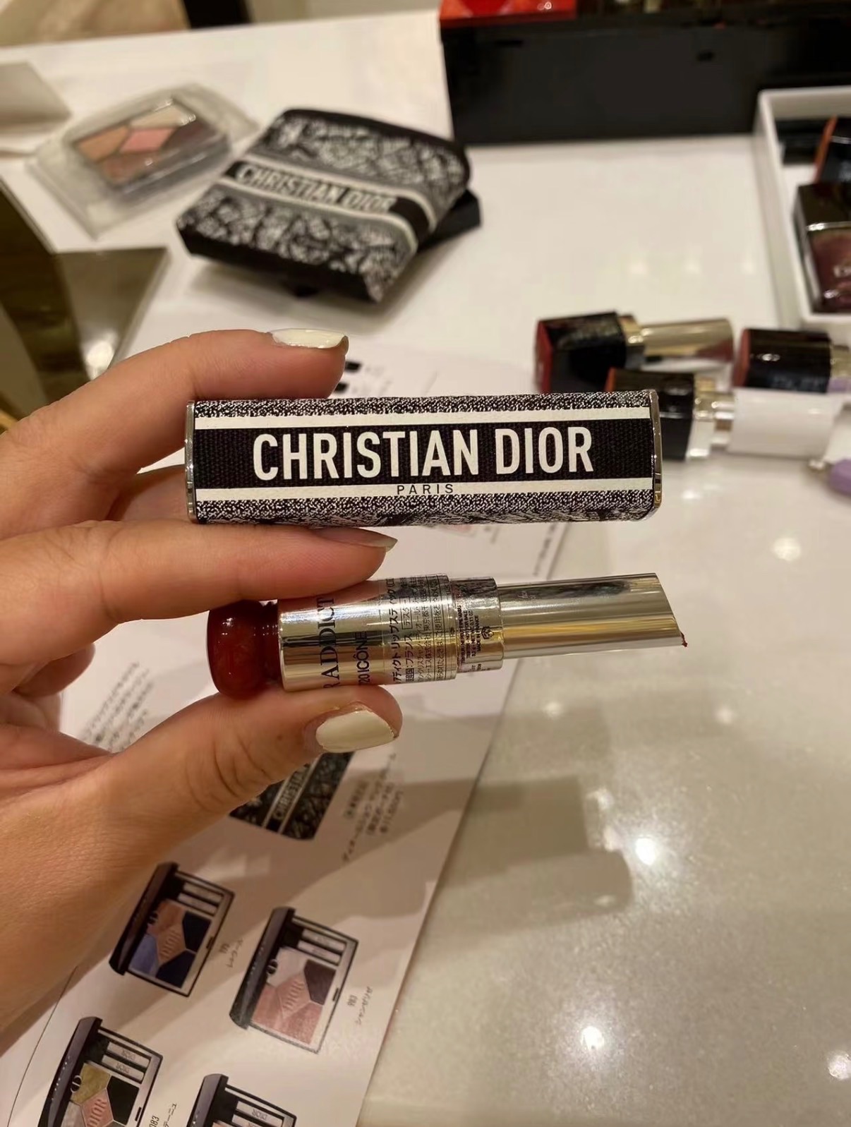 迪奧彩妝癮誘唇膏 3.2g 水潤釉光 - 巴黎奧運限量外殼