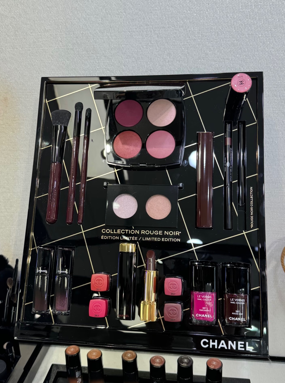 香奈兒彩妝 ROUGE NOIR 酒紅春季限量 眼頰彩盤