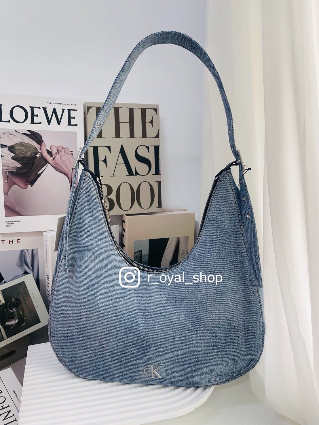 ＜台灣現貨＞Calvin Klein 丹寧腋下包