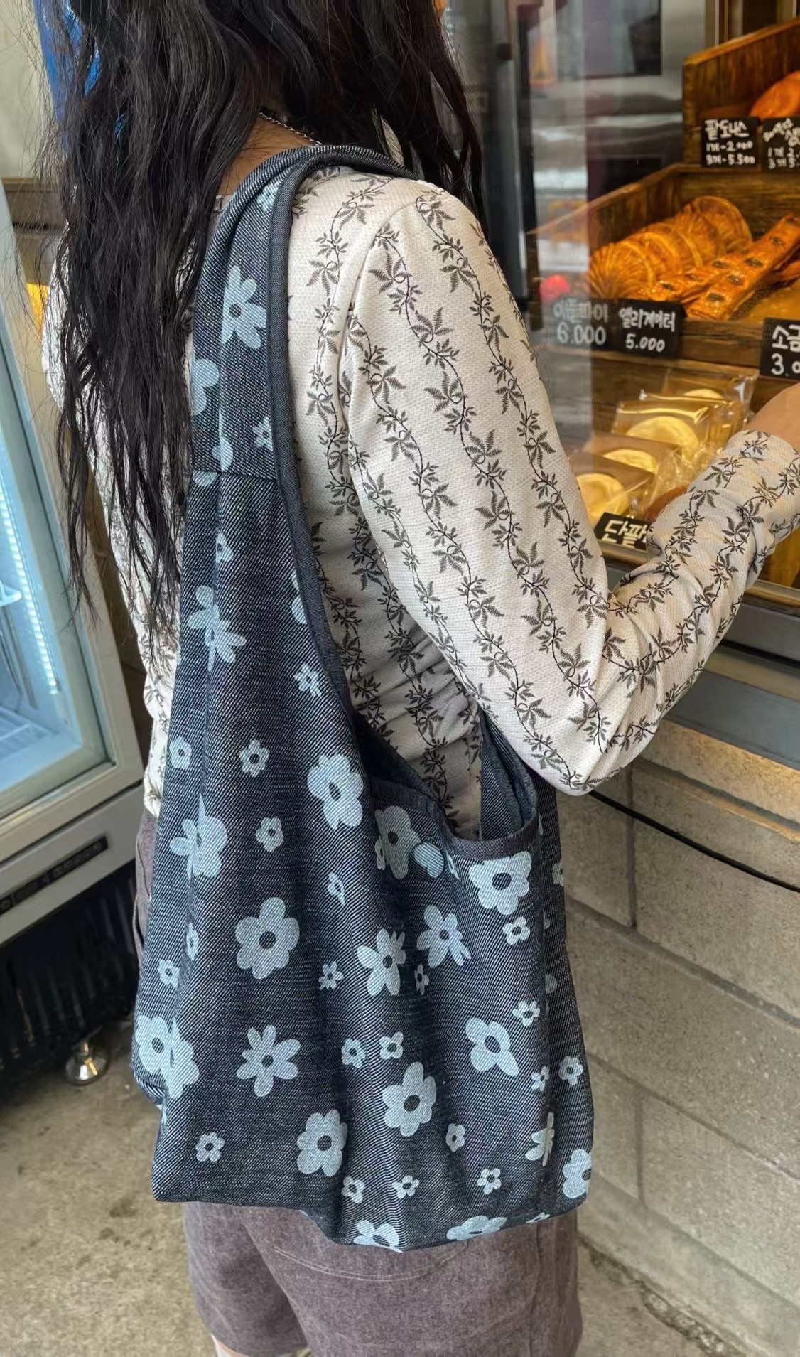 牛仔花朵單肩包🧷（灰現貨）