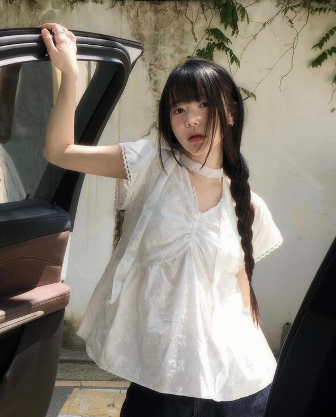 蝴蝶結壓紋氣質掛脖top🎀