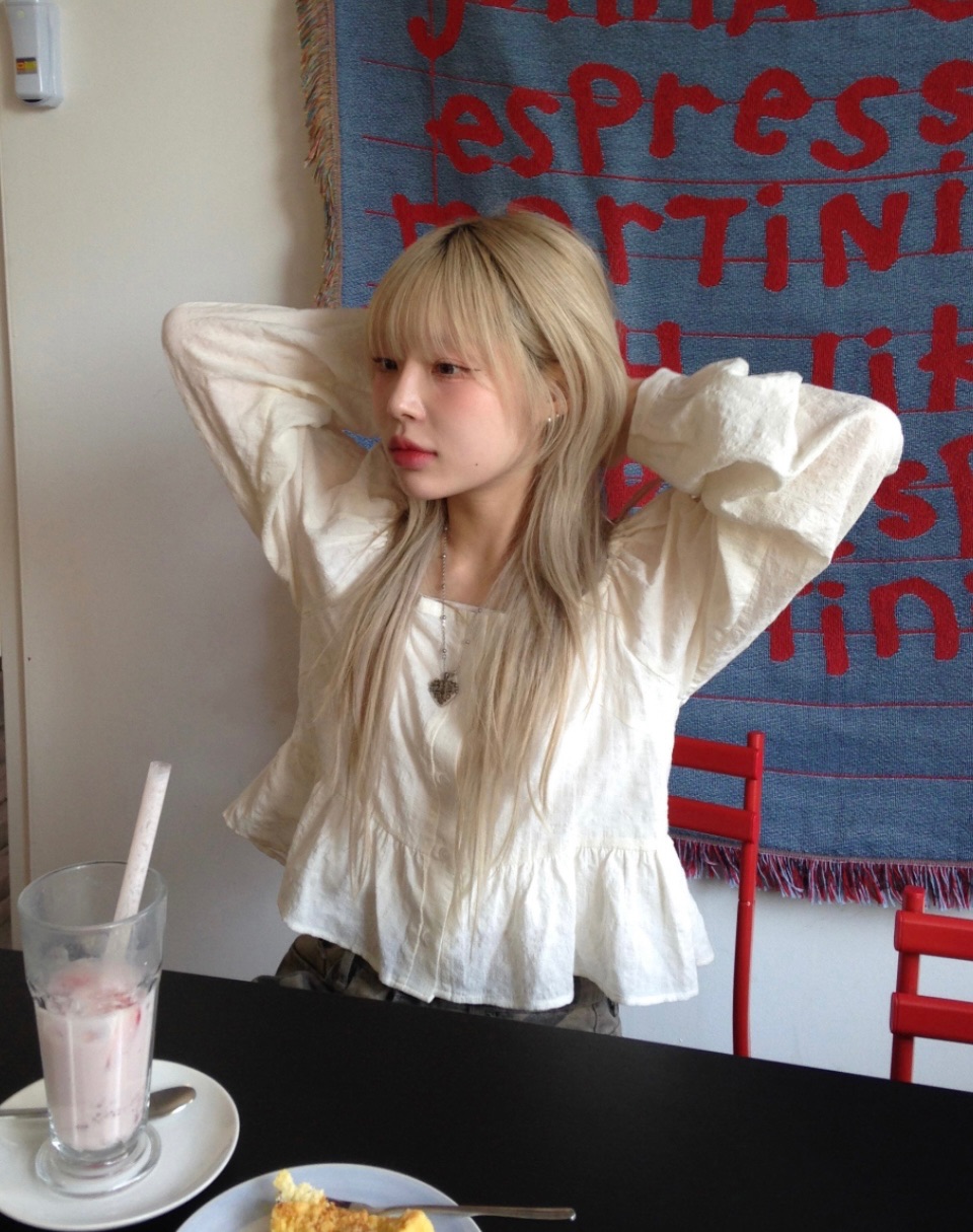 設計師款 陽光少女荷葉blouse ☀️
