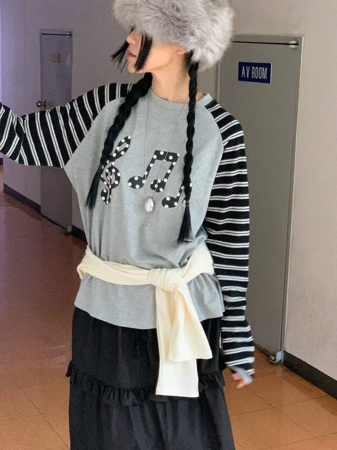 Melody🎵拼接top（灰現